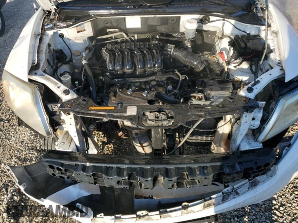 2011 Mitsubishi Endeavor LS with VIN 4A4JN2AS0BE027537, listed as a Copart auction lot 76046784 with 0 mi miles and Salvage Title. Bid and sale history available at carsss.com. Image 12.