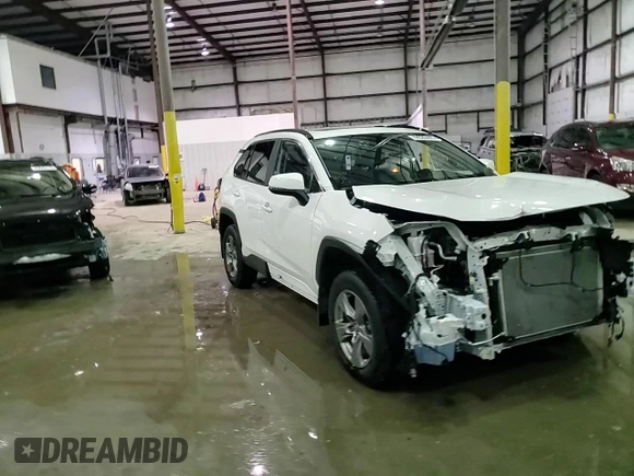 2024 Toyota RAV4 XLE with VIN 2T3P1RFV1RC479039, listed as a Copart auction lot 44535445 with 7,443 mi miles and Salvage Title. Bid and sale history available at DreamBid. Image 15.