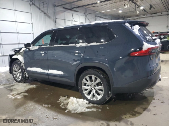 2024 Toyota Grand Highlander Hybrid XLE with VIN 5TDACAB59RS012958, listed as a Copart auction lot 42988885 with 15,567 mi miles and Salvage Title. Bid and sale history available at carsss.com. Image 2.