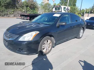 2012 Nissan Altima S z VIN 1N4AL2APXCN551942, wystawiony jako IAAI lot #42270515 z przebiegiem 263 940 mil mil oraz . Historia ofert i sprzedaży dostępna na DreamBid. Obrazek 2.