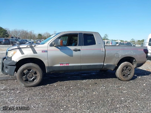 2007 Toyota Tundra SR5 with VIN 5TFRV54107X012529, listed as a IAAI auction lot 41738182 with 313,910 mi miles. Bid and sale history available at carsss.com. Image 14.