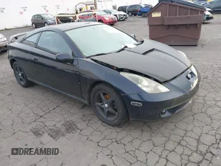 2000 Toyota Celica GTS with VIN JTDDY38T8Y0019336, listed as a IAAI auction lot 41643174 with 217,926 mi miles. Bid and sale history available at carsss.com. Image 1.