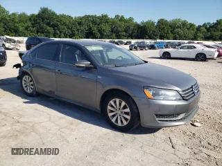 2014 Volkswagen Passat Wolfsburg Edition with VIN 1VWAS7A30EC118276, listed as a Copart auction lot 60730425 with 141,975 mi miles and Salvage title. Bid and sale history available at DreamBid. Image 4.