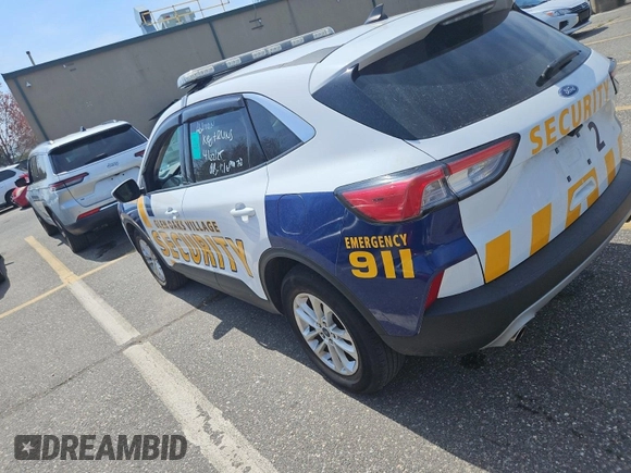 2021 Ford Escape SE with VIN 1FMCU9G64MUA99657, listed as a IAAI auction lot 42201668 with 62,638 mi miles. Bid and sale history available at carsss.com. Image 3.