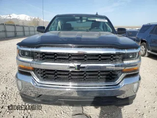 2018 Chevrolet Silverado 1500 LT with VIN 3GCPCREC7JG158457, listed as a Copart auction lot 51368205 with 118,159 mi miles and Salvage Title. Bid and sale history available at DreamBid. Image 5.
