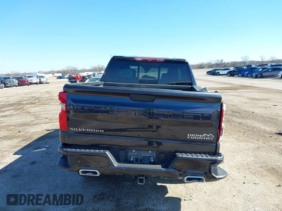 2022 Chevrolet Silverado 1500 with VIN 1GCUDJET3NZ633089, listed as a IAAI auction lot 41419358 with 43,152 mi miles and . Bid and sale history available at DreamBid. Image 16.