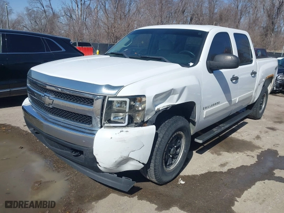 2008 Chevrolet Silverado 1500 LTZ with VIN 3GCEK13358G140922, listed as a IAAI auction lot 41707827 with 250,019 mi miles. Bid and sale history available at carsss.com. Image 2.