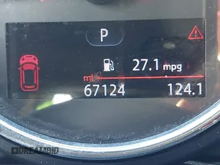 2016 MINI Clubman z VIN WMWLN5C50G2E29740, wystawiony jako IAAI lot #41345976 z przebiegiem 67 124 mil mil oraz . Historia ofert i sprzedaży dostępna na DreamBid. Obrazek 15.