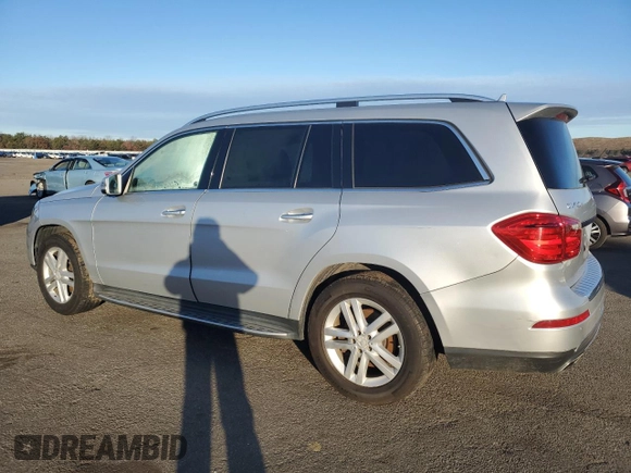 2015 Mercedes-Benz GL-Class GL 450 with VIN 4JGDF6EE9FA522972, listed as a Copart auction lot 38437034 with 104,463 mi miles. Bid and sale history available at carsss.com. Image 2.