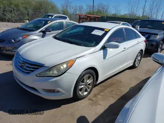 2013 Hyundai Sonata GLS with VIN 5NPEB4AC1DH742870, listed as a IAAI auction lot 42082853 with 145,078 mi miles and . Bid and sale history available at carsss.com. Image 2.