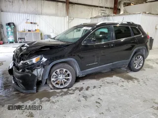 2020 Jeep Cherokee Latitude Plus с VIN 1C4PJLLB4LD586015, выставлен на аукционе Copart как лот 51683245 с пробегом 69 773 миль миль и Списание • Salvage title. История ставок и продаж доступна на DreamBid. Изображение 1.
