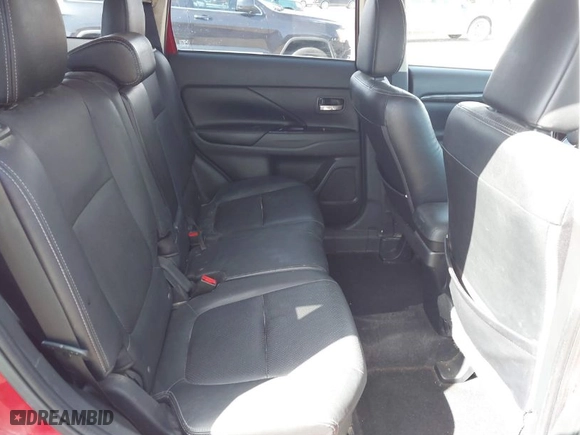 2017 Mitsubishi Outlander SE with VIN JA4AD3A32HZ028791, listed as a IAAI auction lot 41707169 with 119,759 mi miles. Bid and sale history available at carsss.com. Image 7.