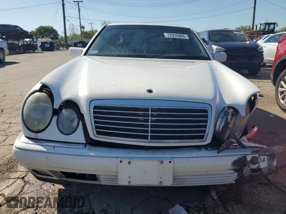 1999 Mercedes-Benz E-Class with VIN WDBJF65HXXA914389, listed as a Copart auction lot 72935884 with 192,084 mi miles and Salvage Title. Bid and sale history available at carsss.com. Image 5.