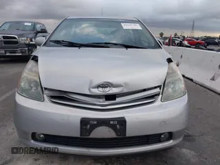 2006 Toyota Prius with VIN JTDKB20UX63164929, listed as a IAAI auction lot 41545790 with 192,797 mi miles. Bid and sale history available at carsss.com. Image 6.