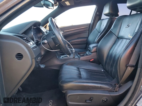 2016 Chrysler 300 S with VIN 2C3CCABG2GH295214, listed as a Copart auction lot 88234435 with 185,133 mi miles and Salvage Title. Bid and sale history available at DreamBid. Image 7.