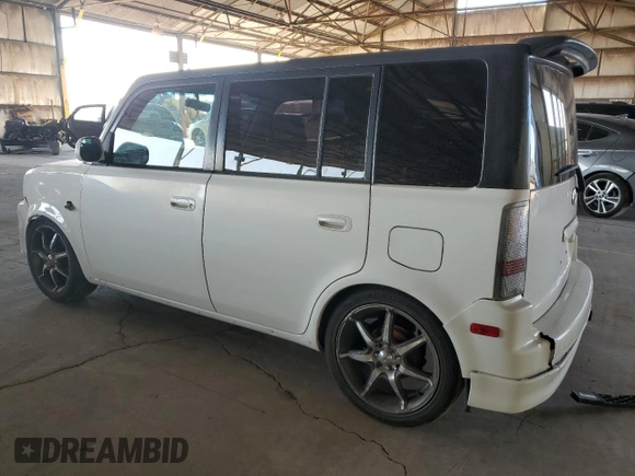 2005 Scion xB with VIN JTLKT324450217712, listed as a Copart auction lot 70816354 with 156,875 mi miles and Salvage Title. Bid and sale history available at carsss.com. Image 2.