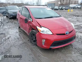 2015 Toyota Prius Four with VIN JTDKN3DUXF0432788, listed as a IAAI auction lot 41731133 with 113,356 mi miles. Bid and sale history available at carsss.com. Image 1.