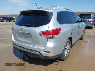 2014 Nissan Pathfinder S with VIN 5N1AR2MM3EC613959, listed as a IAAI auction lot 41966935 with 121,521 mi miles and . Bid and sale history available at DreamBid. Image 4.