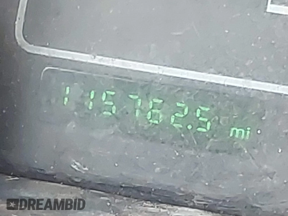2002 Ford Windstar LX z VIN 2FMZA51482BA86819, wystawiony jako IAAI lot #41395576 z przebiegiem 115 762 mil mil oraz . Historia ofert i sprzedaży dostępna na DreamBid. Obrazek 15.