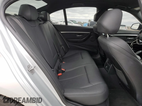 2017 BMW 3 Series 330e iPerformance with VIN WBA8E1C31HA029266, listed as a Copart auction lot 50165855 with 113,737 mi miles and Clean Title. Bid and sale history available at carsss.com. Image 10.