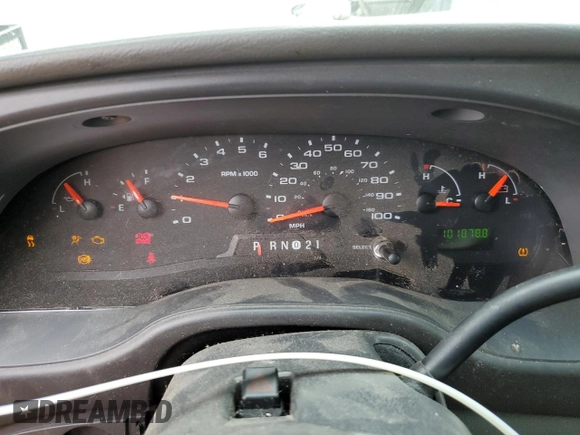 2008 Ford Econoline Passenger XL with VIN 1FBSS31L78DB58857, listed as a Copart auction lot 56203485 with 101,878 mi miles and Salvage title. Bid and sale history available at DreamBid. Image 9.