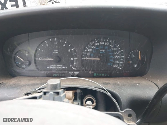 1997 Dodge Caravan SE with VIN 1B4GP44R1VB481220, listed as a IAAI auction lot 41193983 with 207,110 mi miles. Bid and sale history available at carsss.com. Image 7.