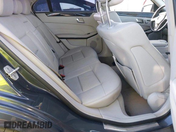 2014 Mercedes-Benz E-Class E 250 BlueTEC Luxury with VIN WDDHF0EB0EA876408, listed as a IAAI auction lot 41614679 with 283,695 mi miles. Bid and sale history available at carsss.com. Image 8.