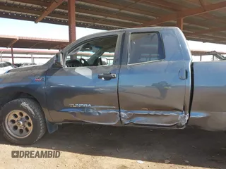 2010 Toyota Tundra 4WD Truck with VIN 5TFUY5F18AX111590, listed as a IAAI auction lot 41725142 with 116,360 mi miles. Bid and sale history available at carsss.com. Image 14.