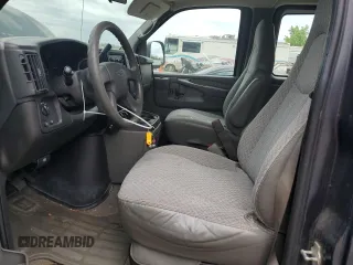 2007 Chevrolet Express Passenger z VIN 1GAHG39U571152181, wystawiony jako Copart lot #56238115 z przebiegiem 170 521 mil mil oraz Czysty tytuł • Clean title. Historia ofert i sprzedaży dostępna na DreamBid. Obrazek 7.
