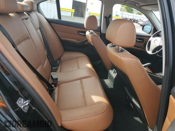 2011 BMW 3 Series 328i с VIN WBAPH5C53BA445287, выставлен на аукционе Copart как лот 57314625 с пробегом 82 026 миль миль и Списание • Salvage title. История ставок и продаж доступна на DreamBid. Изображение 10.