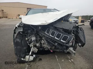 2018 Jeep Compass Limited z VIN 3C4NJCCB3JT338482, wystawiony jako Copart lot #49899105 z przebiegiem 122 386 mil mil oraz Szkoda całkowita • Salvage title. Historia ofert i sprzedaży dostępna na DreamBid. Obrazek 5.