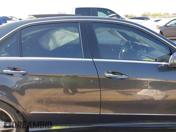 2011 Mercedes-Benz E 550 Luxury with VIN WDDHF7CB3BA280605, listed as a IAAI auction lot 41885900 with 140,696 mi miles and . Bid and sale history available at DreamBid. Image 13.