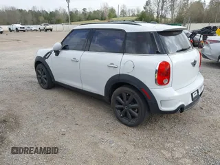 2012 MINI Countryman S z VIN WMWZC3C52CWL86507, wystawiony jako IAAI lot #41849701 z przebiegiem 126 025 mil mil oraz . Historia ofert i sprzedaży dostępna na DreamBid. Obrazek 3.