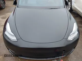 2022 Tesla Model Y Performance z VIN 7SAYGDEF4NF350696, wystawiony jako IAAI lot #41662924 z przebiegiem 36 747 mil mil oraz . Historia ofert i sprzedaży dostępna na DreamBid. Obrazek 10.
