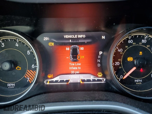 2014 Jeep Cherokee Trailhawk with VIN 1C4PJMBB6EW285745, listed as a Copart auction lot 86968964 with 125,922 mi miles and Salvage Title. Bid and sale history available at carsss.com. Image 9.