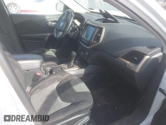2014 Jeep Cherokee Latitude with VIN 1C4PJMCS7EW298115, listed as a IAAI auction lot 41605052 with 184,773 mi miles and . Bid and sale history available at DreamBid. Image 5.