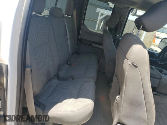 2018 Ford F-150 XL z VIN 1FTEX1EBXJKF62172, wystawiony jako Copart lot #61038035 z przebiegiem 153 069 mil mil oraz Czysty tytuł • Clean title. Historia ofert i sprzedaży dostępna na DreamBid. Obrazek 10.