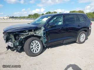 2024 Toyota Grand Highlander XLE with VIN 5TDAAAB54RS021444, listed as a IAAI auction lot 41512397 with NaN miles. Bid and sale history available at carsss.com. Image 18.