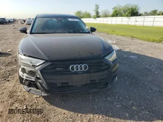 2021 Audi A8 z VIN WAU8DAF82MN007466, wystawiony jako Copart lot #52255715 z przebiegiem Nie podano mil oraz Szkoda całkowita • Salvage title. Historia ofert i sprzedaży dostępna na DreamBid. Obrazek 5.