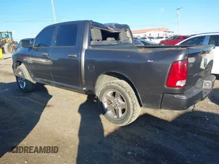 2015 Ram 1500 Express z VIN 1C6RR6KT6FS754869, wystawiony jako IAAI lot #41240025 z przebiegiem 203 775 mil mil oraz . Historia ofert i sprzedaży dostępna na DreamBid. Obrazek 3.