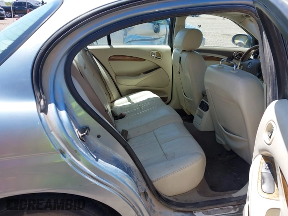 2004 Jaguar S-Type with VIN SAJEA01T94FN04630, listed as a IAAI auction lot 42033159 with 117,715 mi miles and . Bid and sale history available at DreamBid. Image 8.