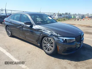 2019 BMW 5 Series 540i with VIN WBAJE5C5XKWW20300, listed as a IAAI auction lot 42139380 with 32,802 mi miles and . Bid and sale history available at DreamBid. Image 1.