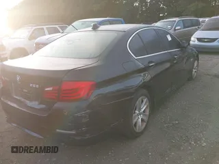 2013 BMW 5 Series 528i xDrive with VIN WBAXH5C57DD109496, listed as a IAAI auction lot 40436340 with Not Provided miles and . Bid and sale history available at carsss.com. Image 4.