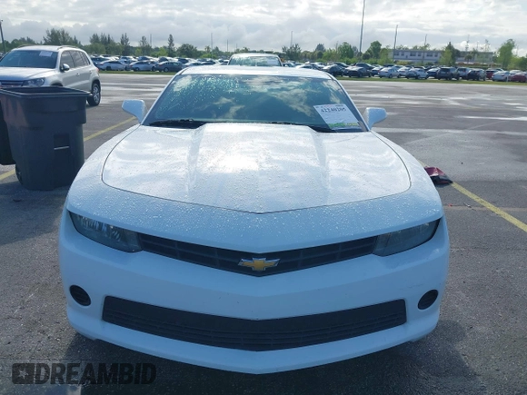 2015 Chevrolet Camaro LS z VIN 2G1FB1E32F9140247, wystawiony jako IAAI lot #42240205 z przebiegiem 196 142 mil mil oraz . Historia ofert i sprzedaży dostępna na DreamBid. Obrazek 12.