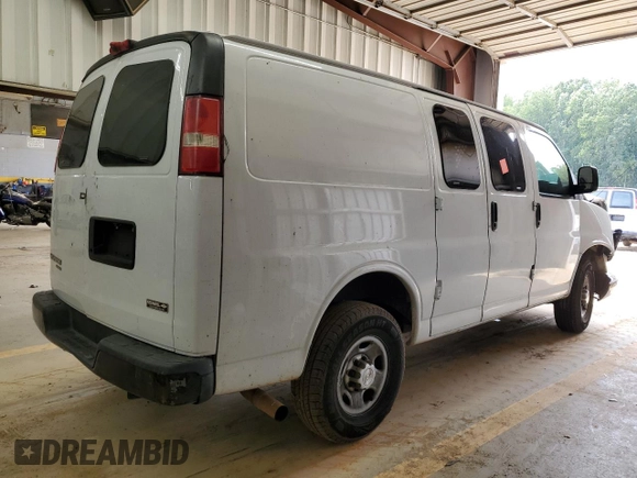 2014 Chevrolet Express Cargo with VIN 1GCZGTCG8E1213177, listed as a Copart auction lot 73557024 with Not provided miles and Salvage title. Bid and sale history available at DreamBid. Image 3.