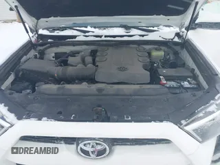 2018 Toyota 4Runner SR5 with VIN JTEBU5JR9J5519118, listed as a IAAI auction lot 41622686 with 92,178 mi miles. Bid and sale history available at carsss.com. Image 10.