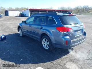 2014 Subaru Outback 2.5i Premium with VIN 4S4BRBCC0E3309291, listed as a IAAI auction lot 41985710 with 316,078 mi miles. Bid and sale history available at carsss.com. Image 3.