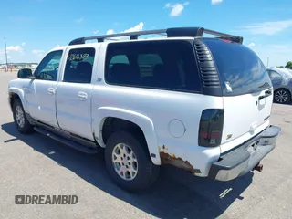 2003 Chevrolet Suburban LT z VIN 3GNFK16Z33G308805, wystawiony jako IAAI lot #42612393 z przebiegiem 205 213 mil mil oraz . Historia ofert i sprzedaży dostępna na DreamBid. Obrazek 3.