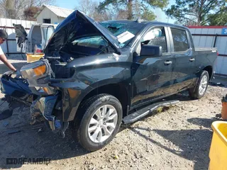 2021 Chevrolet Silverado 1500 Custom with VIN 3GCPYBEK9MG374847, listed as a IAAI auction lot 41663209 with 1 mi miles. Bid and sale history available at carsss.com. Image 2.
