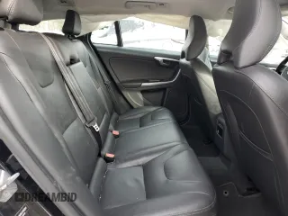 2017 Volvo V60 Premier with VIN YV140MEK7H1368100, listed as a Copart auction lot 41740035 with 62,146 mi miles and Salvage Title. Bid and sale history available at carsss.com. Image 10.